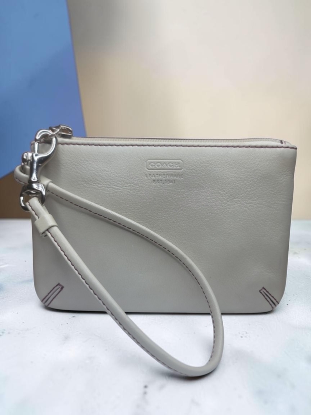 Coach Legacy Cream Leather Small Wristlet Good Conditon